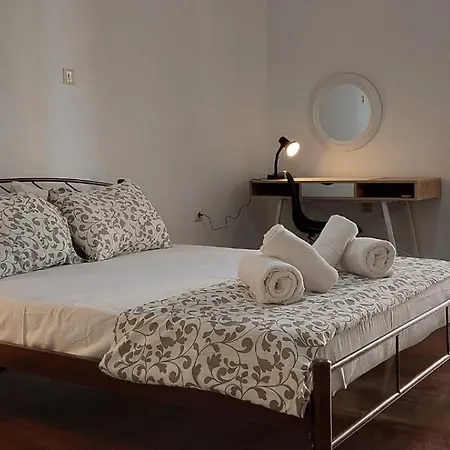 Magnolia -4bd , 1.5 Bt Athens